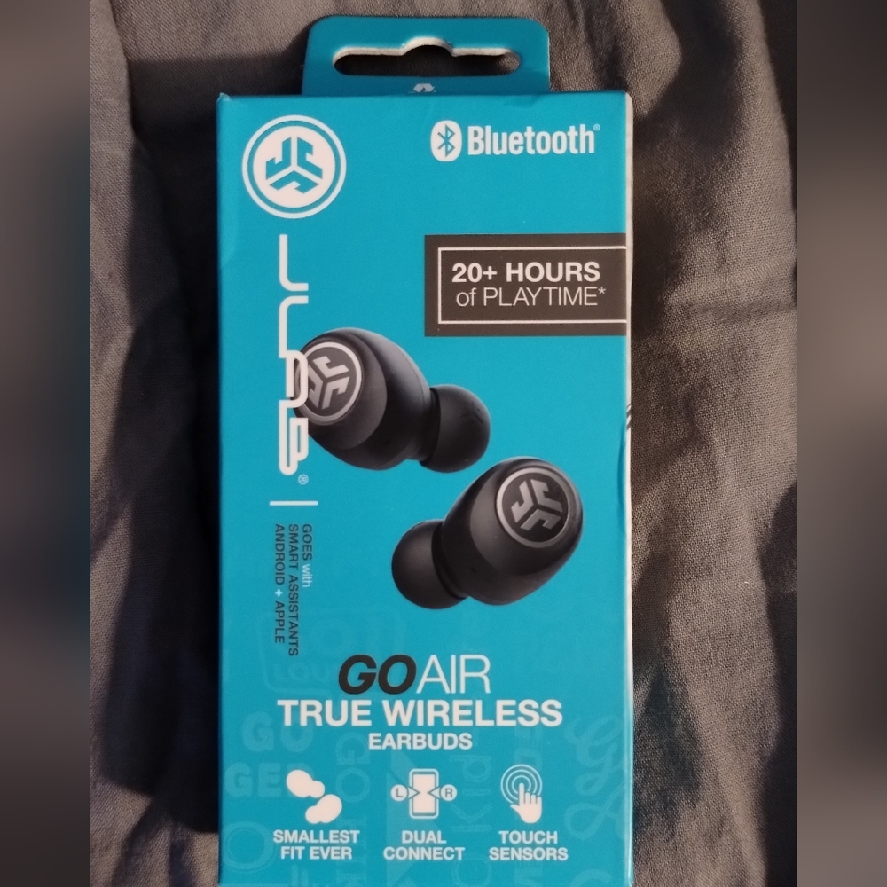 JLab Bluetooth Go Air True Wireless 20 hours playtime!